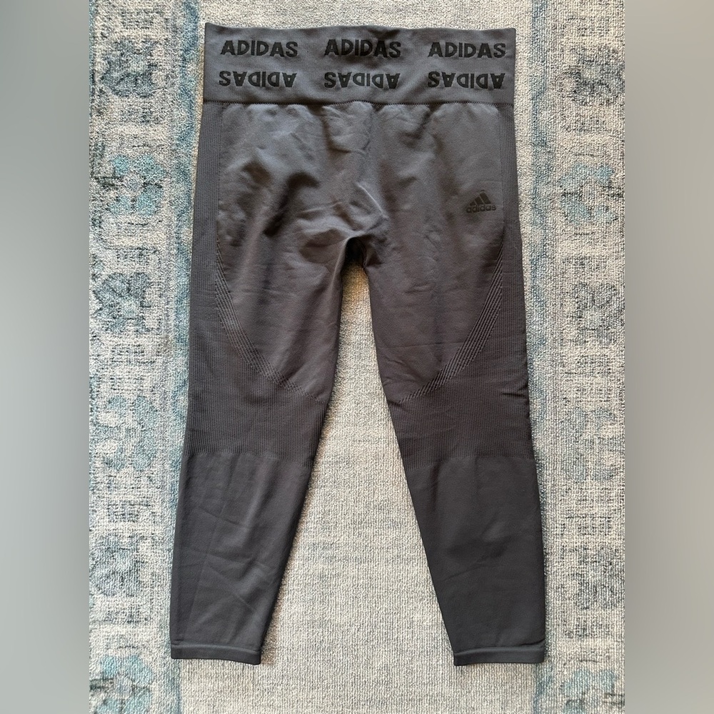 Adidas leggings